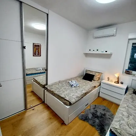 Apartmán Brand New Apartment With A View *